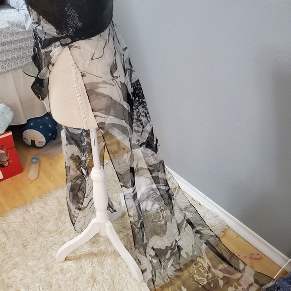 Custom made top with tail - Picture 4 of 6